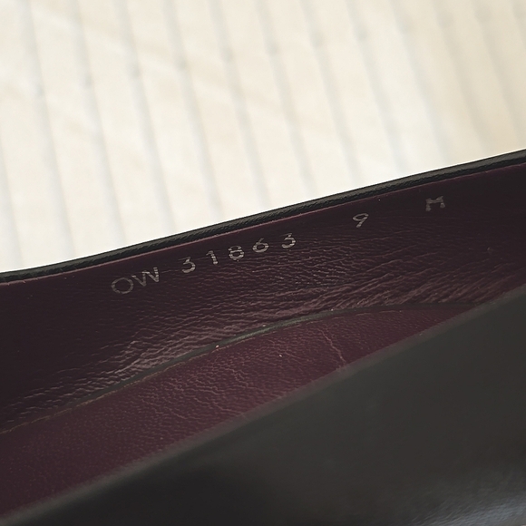 Stuart Weitzman black pumps - Picture 9 of 15